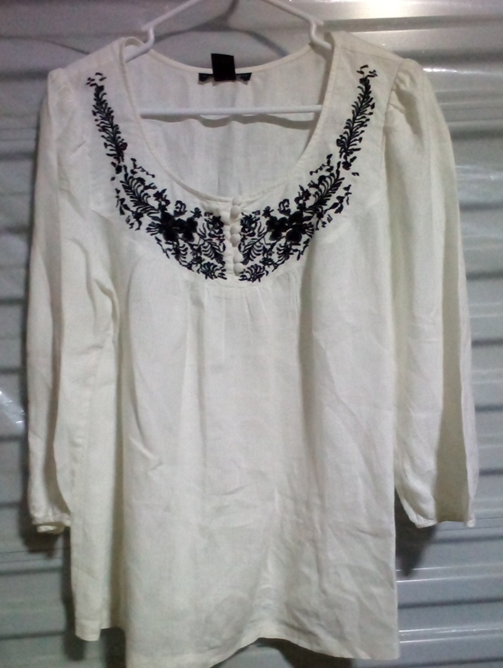 Women's White Embroidered Scoop Neck Top 100% Linen